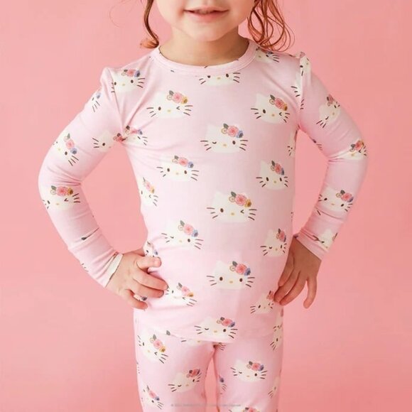 NWT - Posh Peanut Pastel Pink Hello Kitty Pajama Set Size: 2 Years